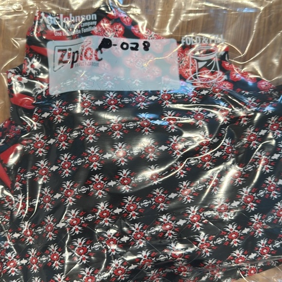 Max Studio “A-Line” Sleeveless Dress. Black, Red, & White.Like New. Size: Medium - Picture 8 of 8